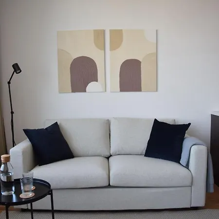Apartment Discovery *