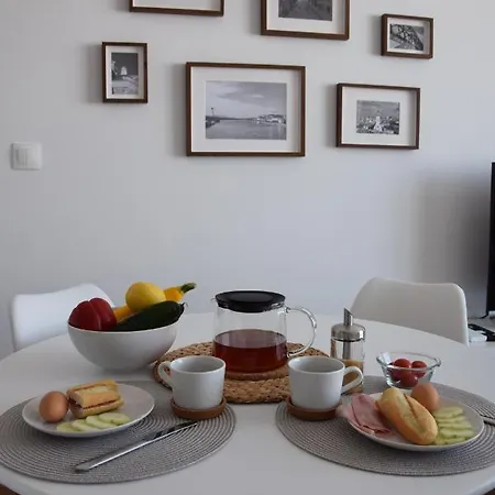 Discovery Apartment *